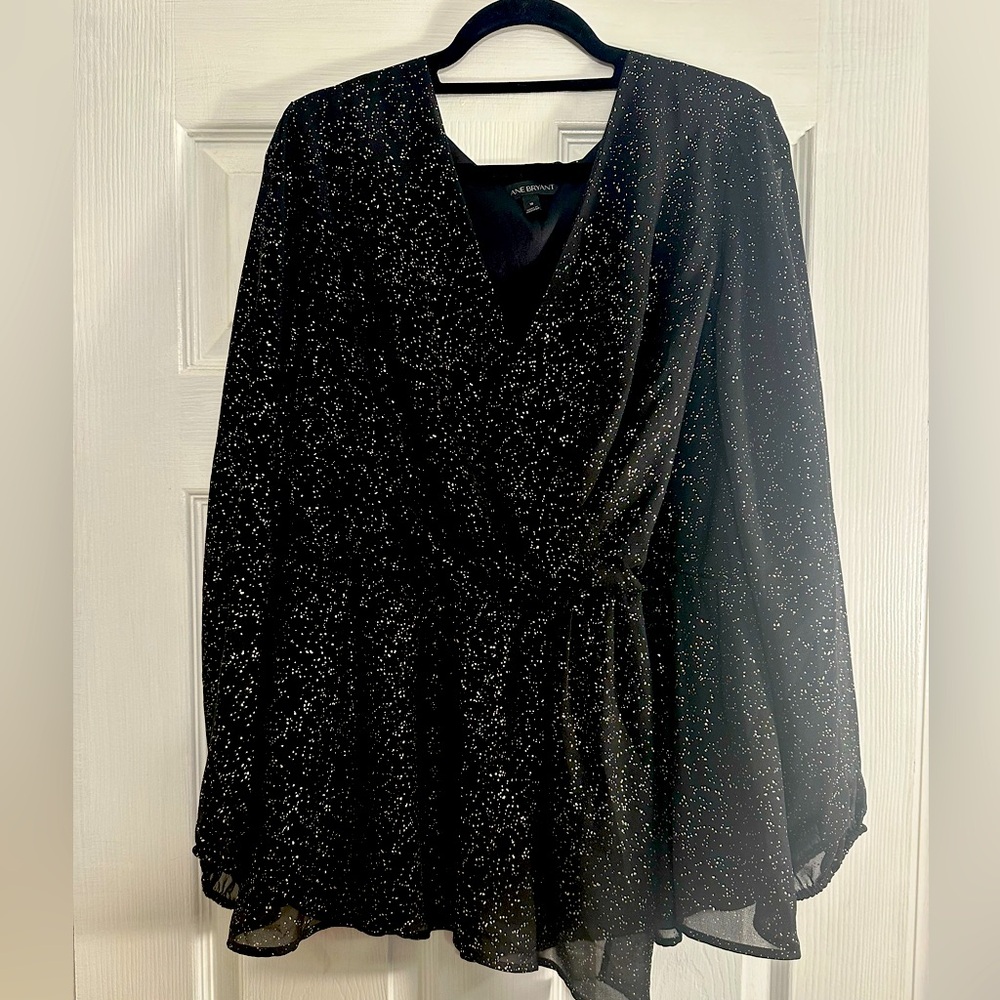 Layne Bryant Black shimmer blouse sz 18